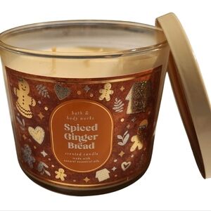 Bath & Body Works Spiced Gingerbread Scented Candle